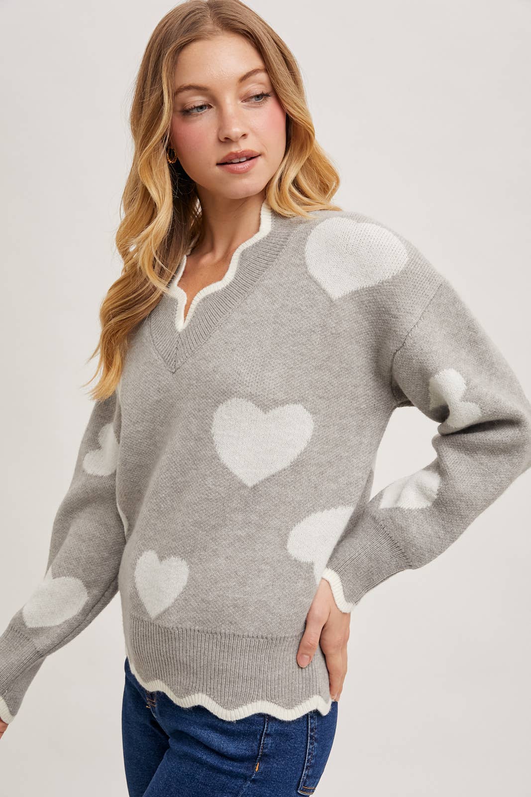 HEART SCALLOP TRIMMED CONTRAST KNIT SWEATER VALENTINE'S DAY