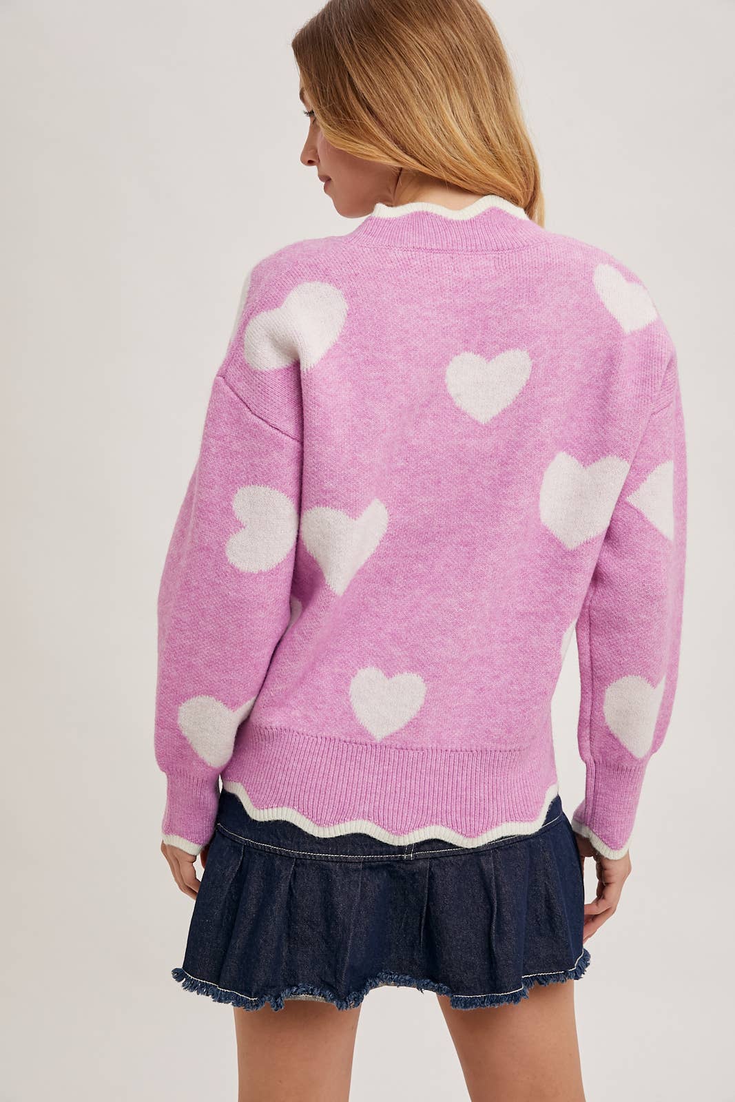 HEART SCALLOP TRIMMED CONTRAST KNIT SWEATER VALENTINE'S DAY