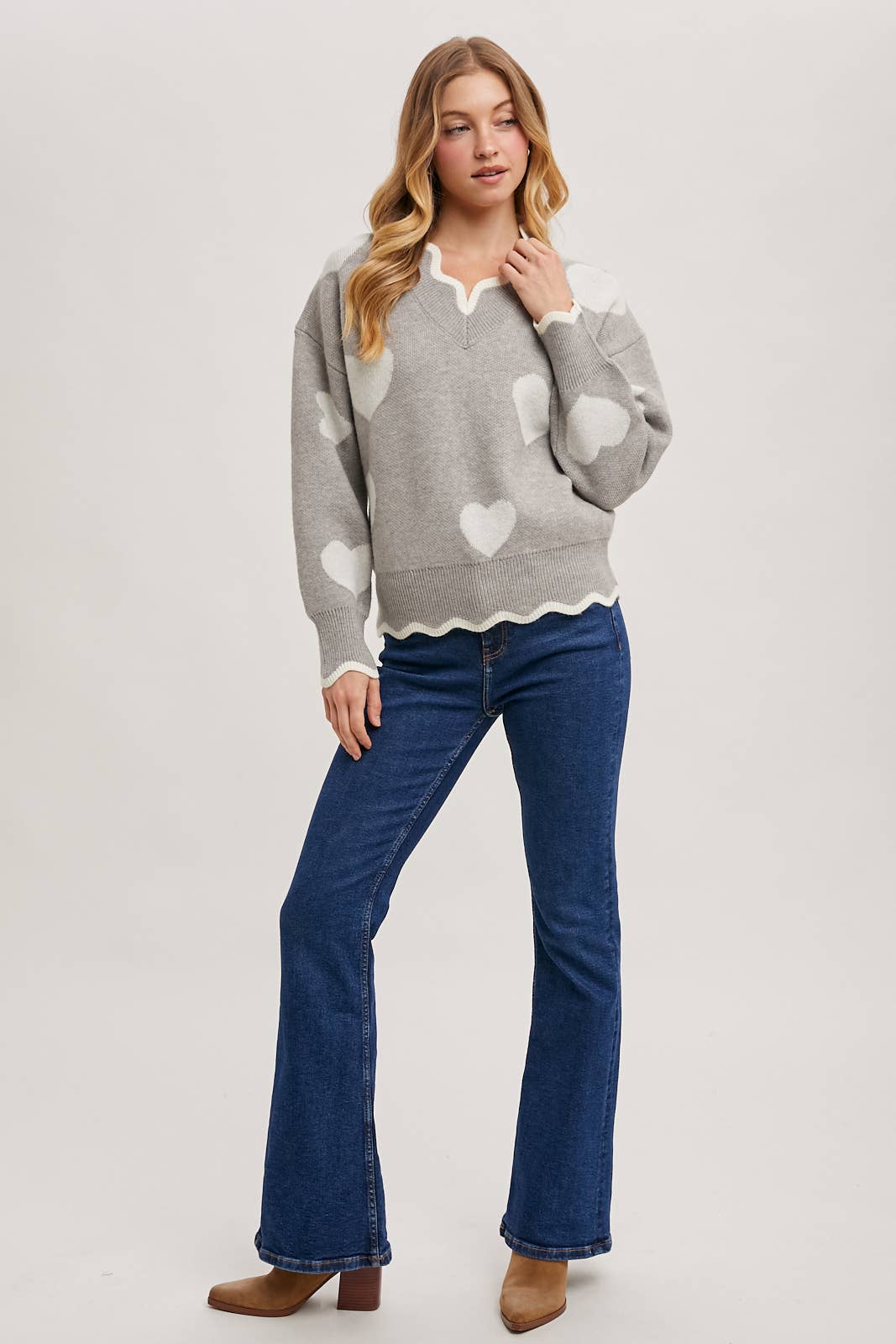 HEART SCALLOP TRIMMED CONTRAST KNIT SWEATER VALENTINE'S DAY
