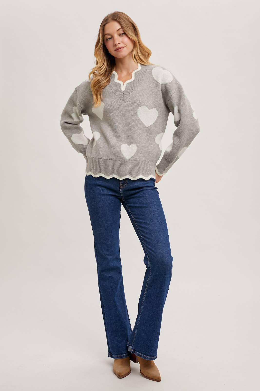 HEART SCALLOP TRIMMED CONTRAST KNIT SWEATER VALENTINE'S DAY
