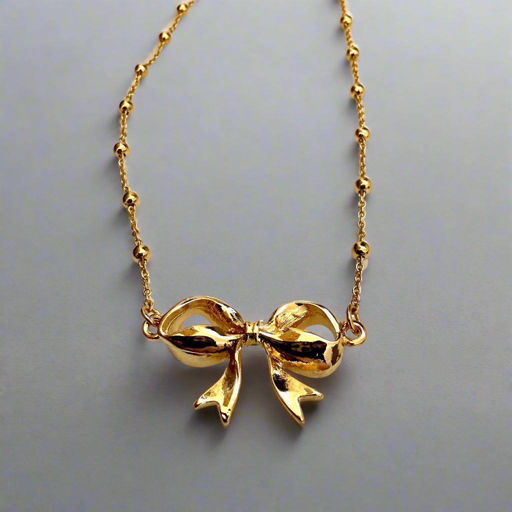 Alternative Gold Bow Adjustable Necklace
