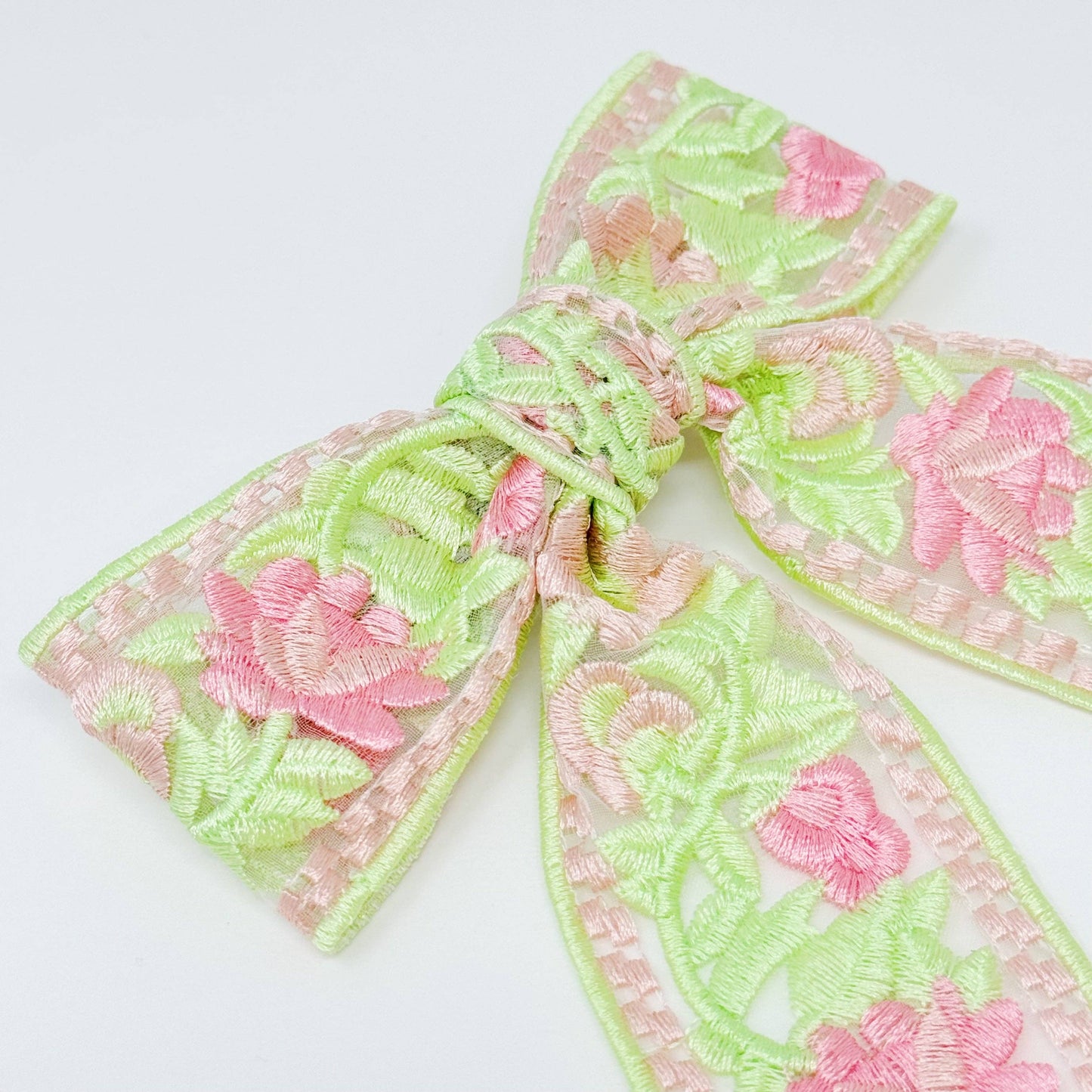 Ellison+Young - Lacey Flower Embroidered Bow Hair Clip